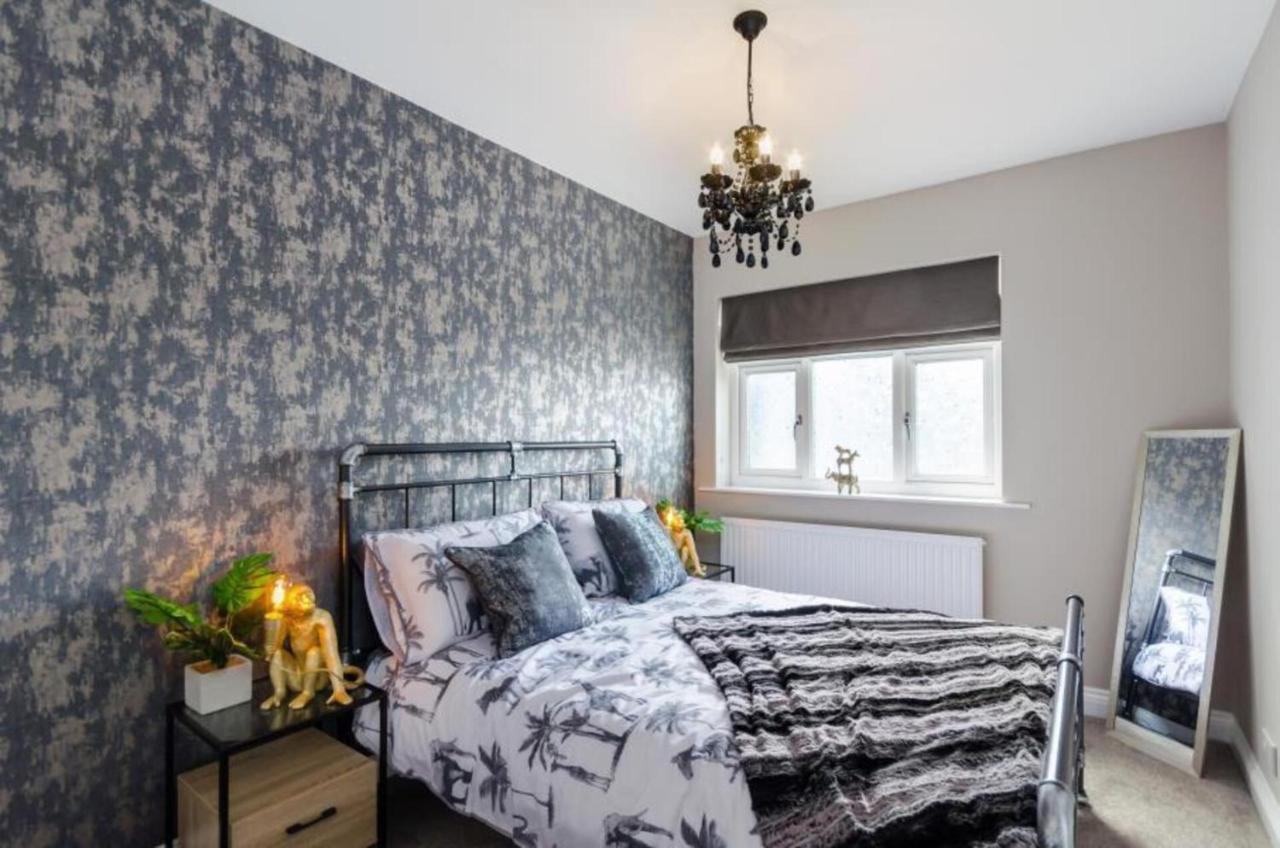 Time Is Now! Beautiful Apartment In York Exterior photo